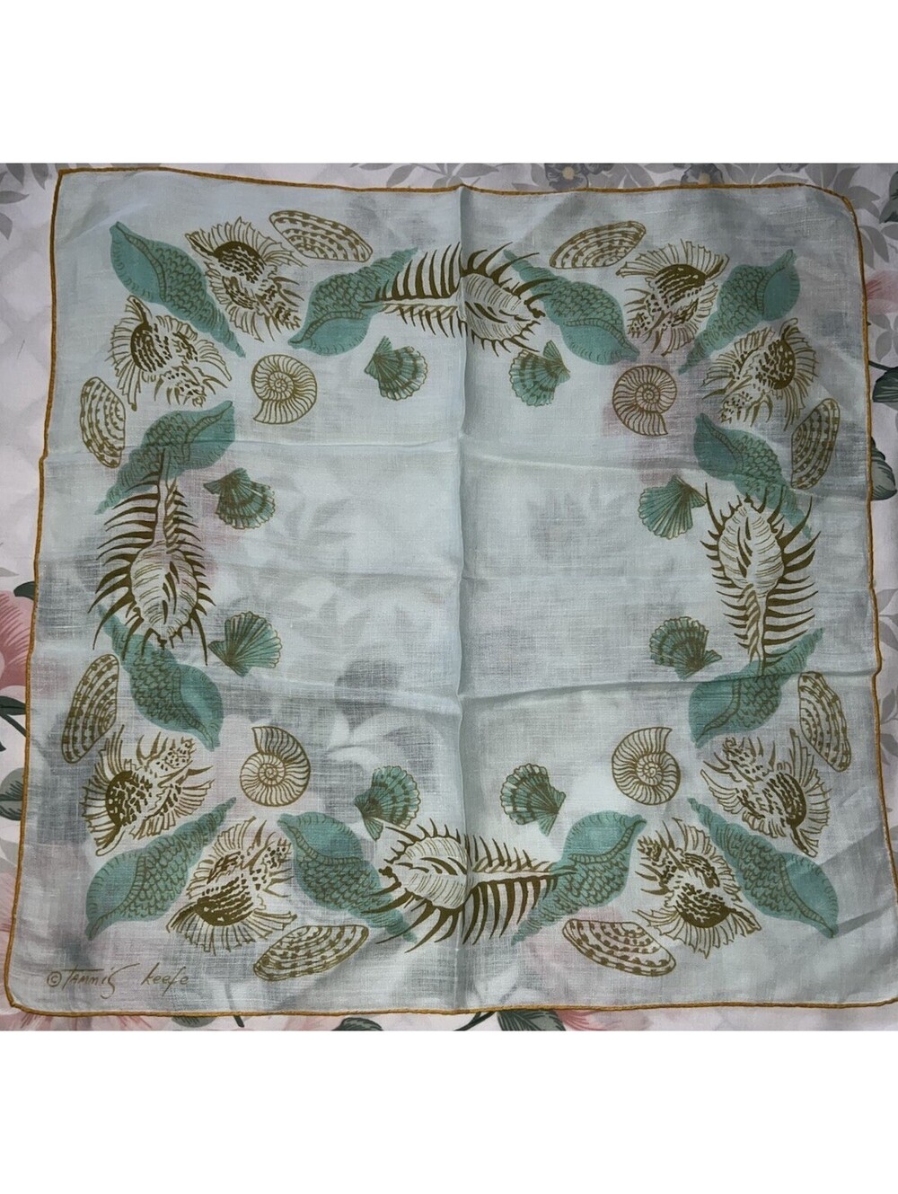 Vintage TAMMIS KEEFE Hankie HANDKERCHIEF GREEN Teal & SHELLS LINEN